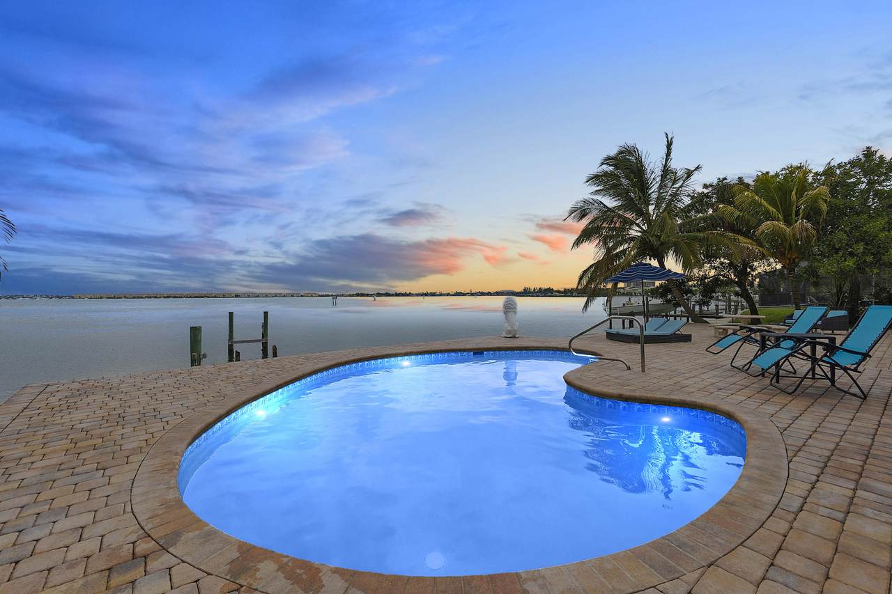 1811 Bayshore Drive - Photo 1