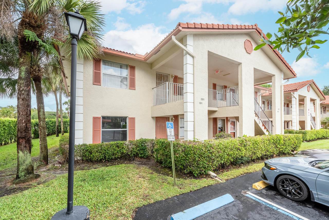 3081 Holiday Springs Boulevard - Photo 1