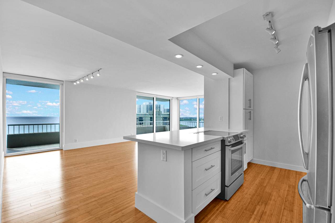 5510 Ocean Drive - Photo 1