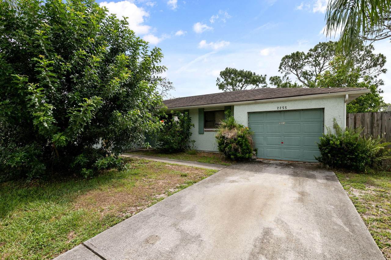 2255 Glover Street - Photo 1