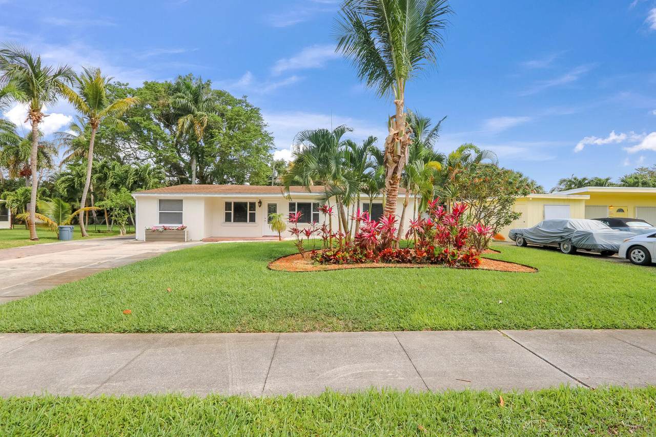 2601 Conroy Drive - Photo 1
