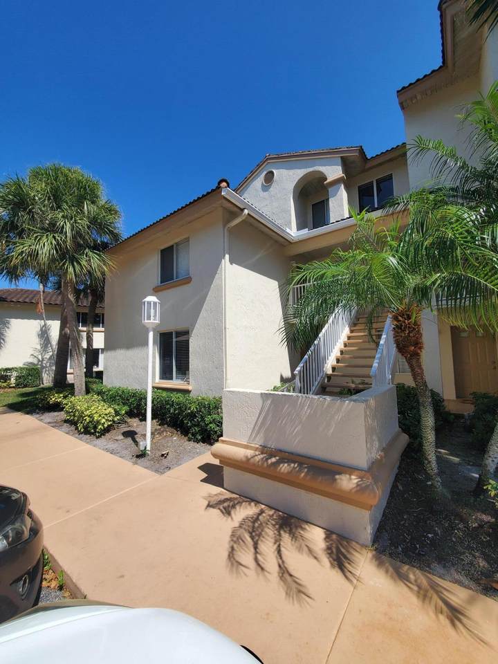 6101 Glenmoor Drive - Photo 1