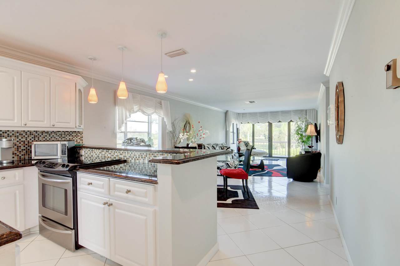 13640 Coconut Palm Court - Photo 1