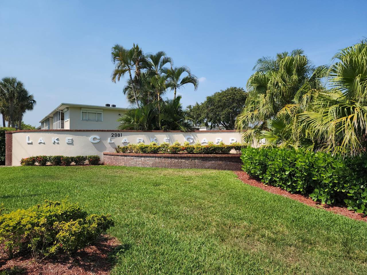 2581 Garden Drive - Photo 1