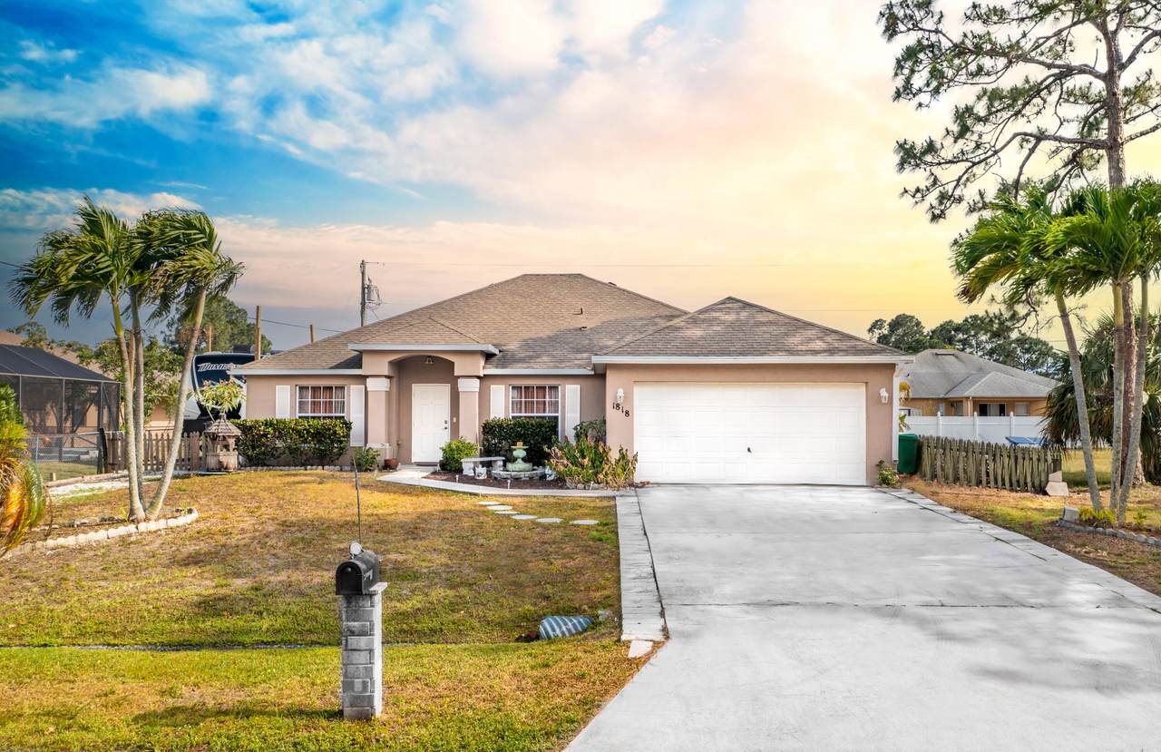 1818 Elijah Avenue - Photo 1