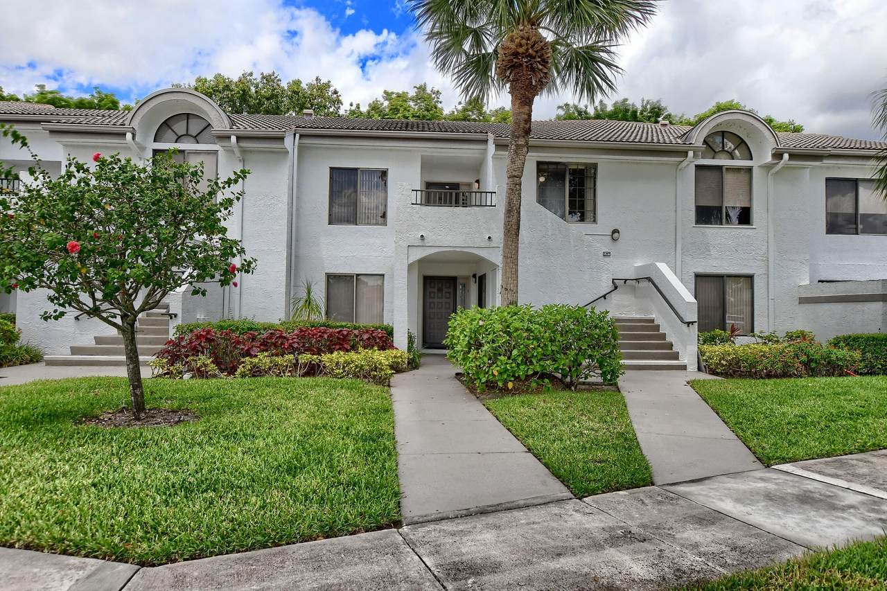 7563 Glendevon Lane - Photo 1