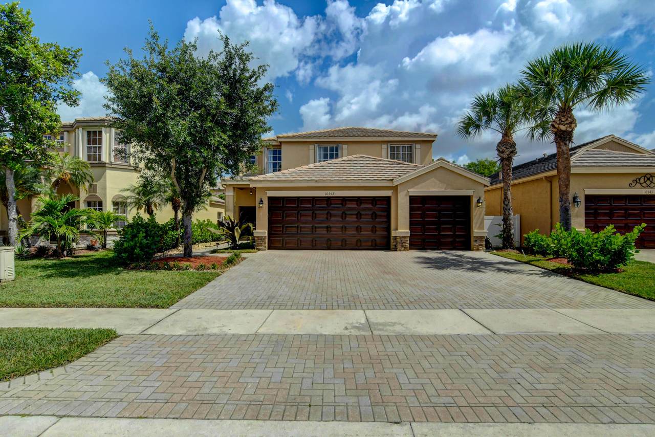 10353 White Pinto Court - Photo 1