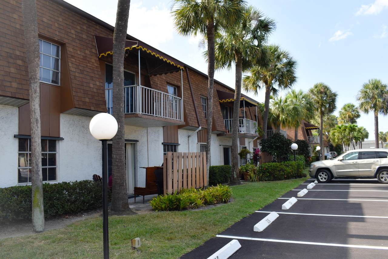 950 Kanner Highway - Photo 1