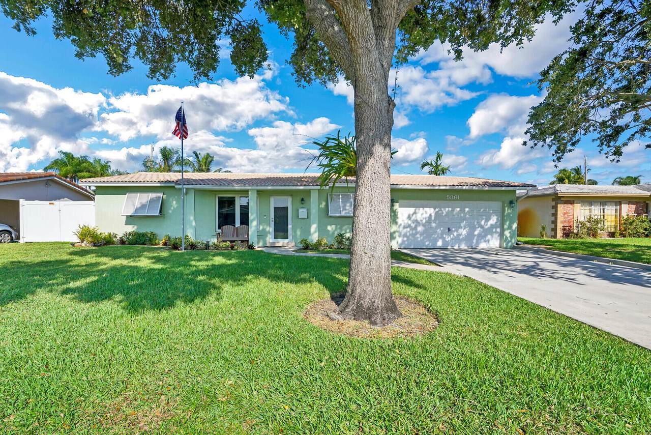 5361 17 Ter Terrace - Photo 1