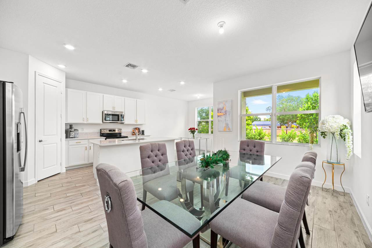 8981 Zevon Court - Photo 1