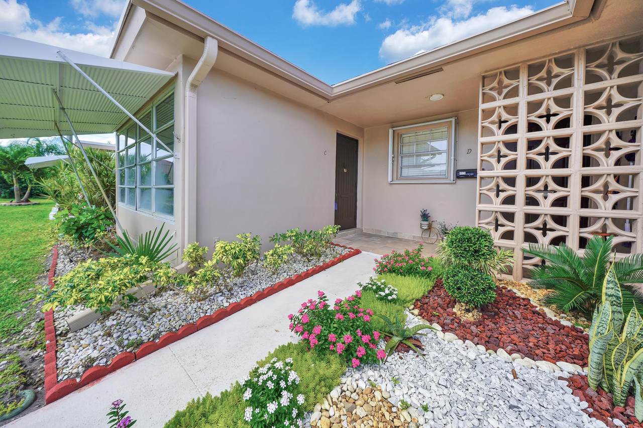1232 Club Drive - Photo 1