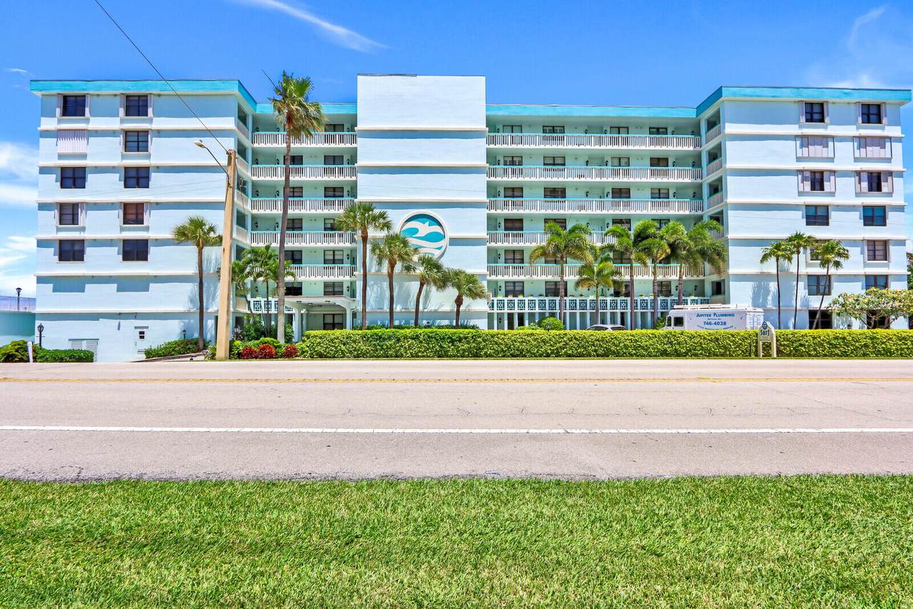 900 Ocean Drive - Photo 1