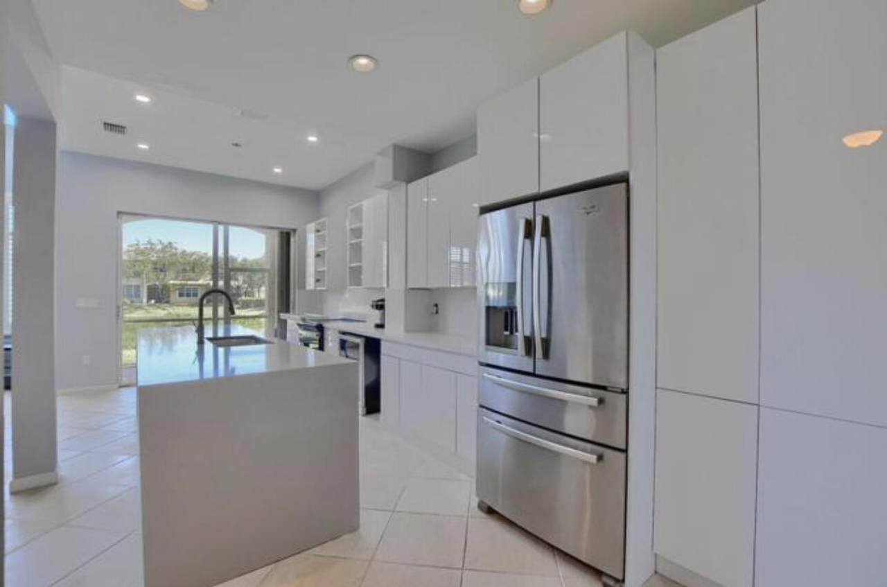 6394 Bella Circle - Photo 1