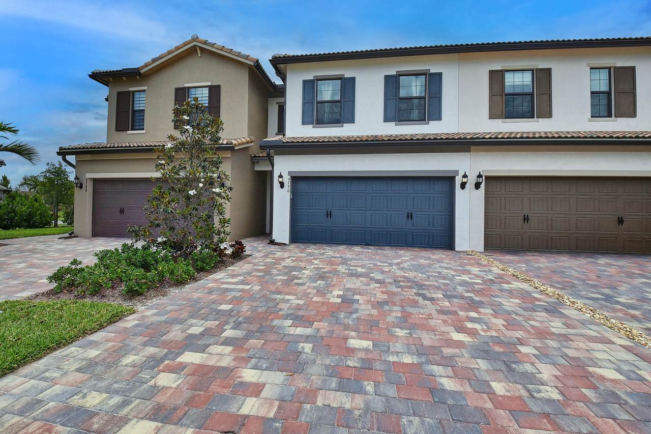 4790 Blistering Way - Photo 1