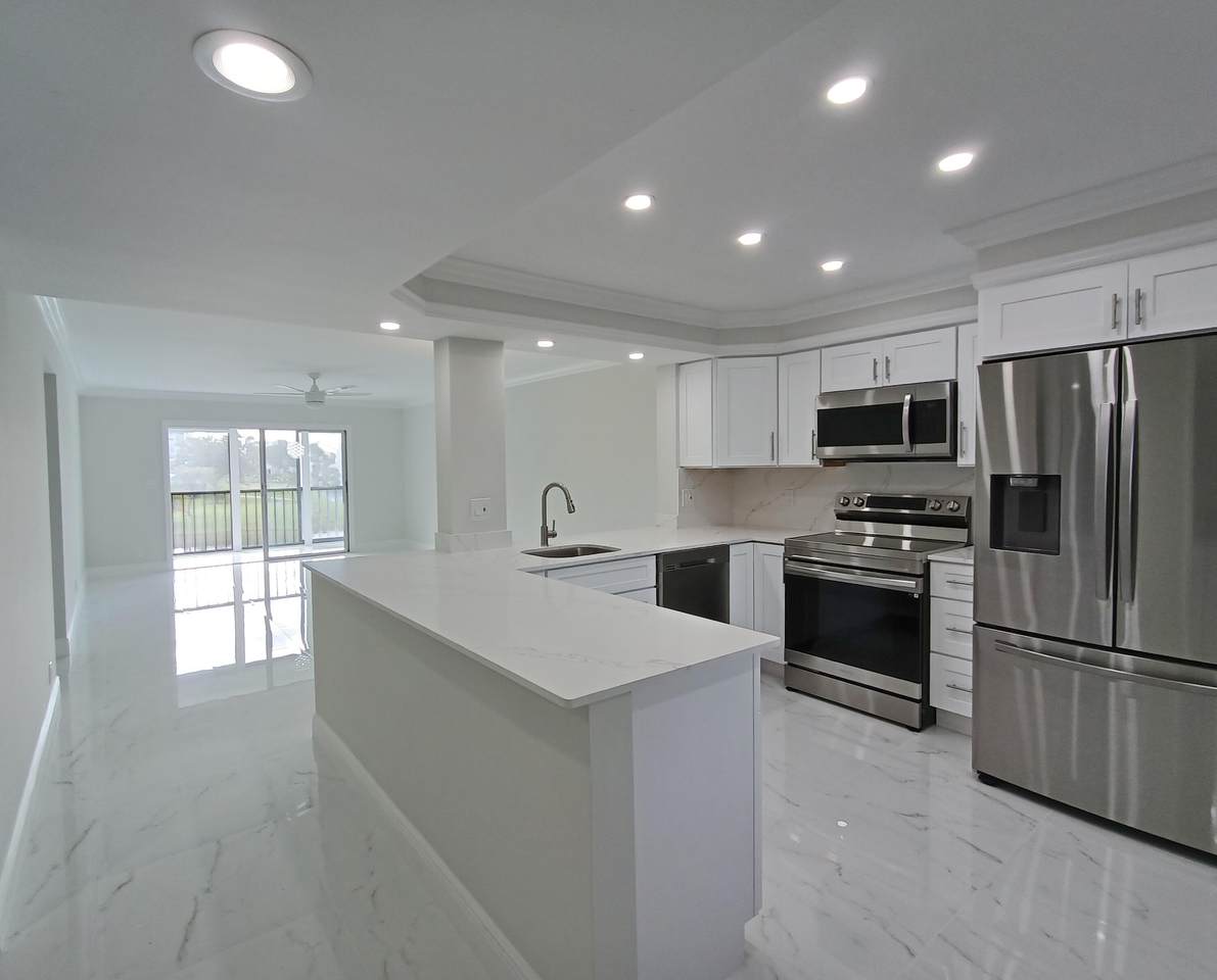 7006 Huntington Lane - Photo 1