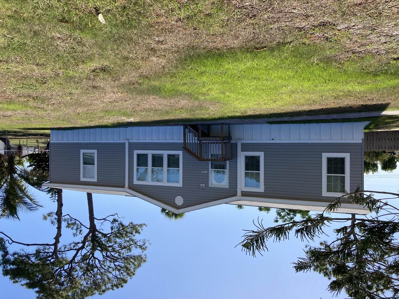 1554 Oriole Avenue - Photo 1