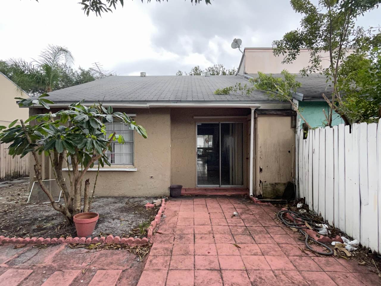 5808 37th Street - Photo 1