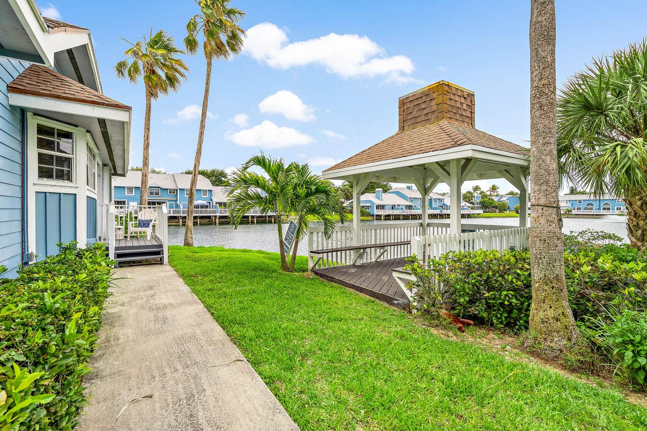 1514 Ocean Dunes Circle - Photo 1
