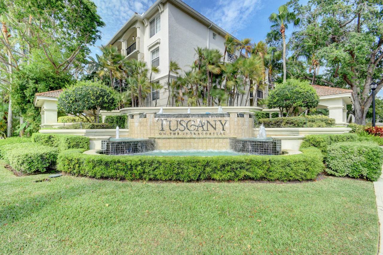 2114 Tuscany Way - Photo 1
