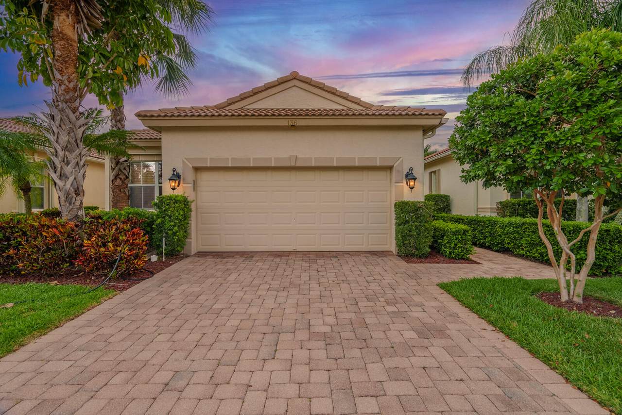 136 Isle Verde Way - Photo 1