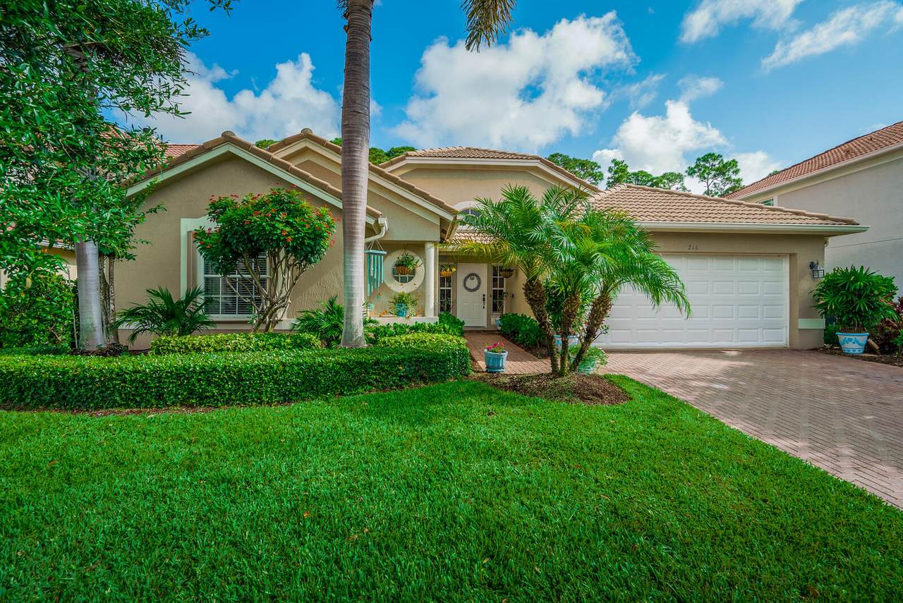 216 Lone Pine Drive - Photo 1