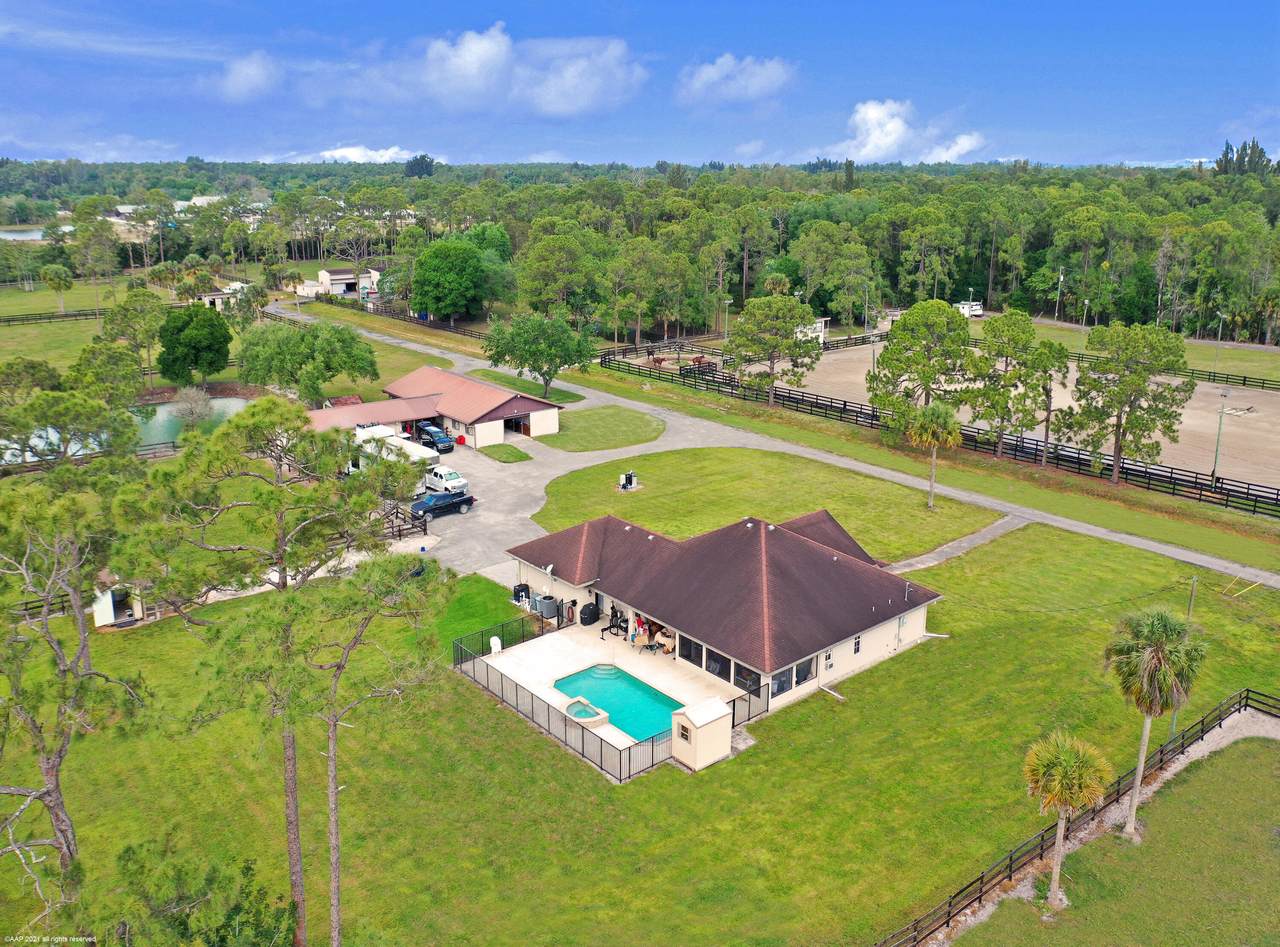 1815 E Road - Photo 1