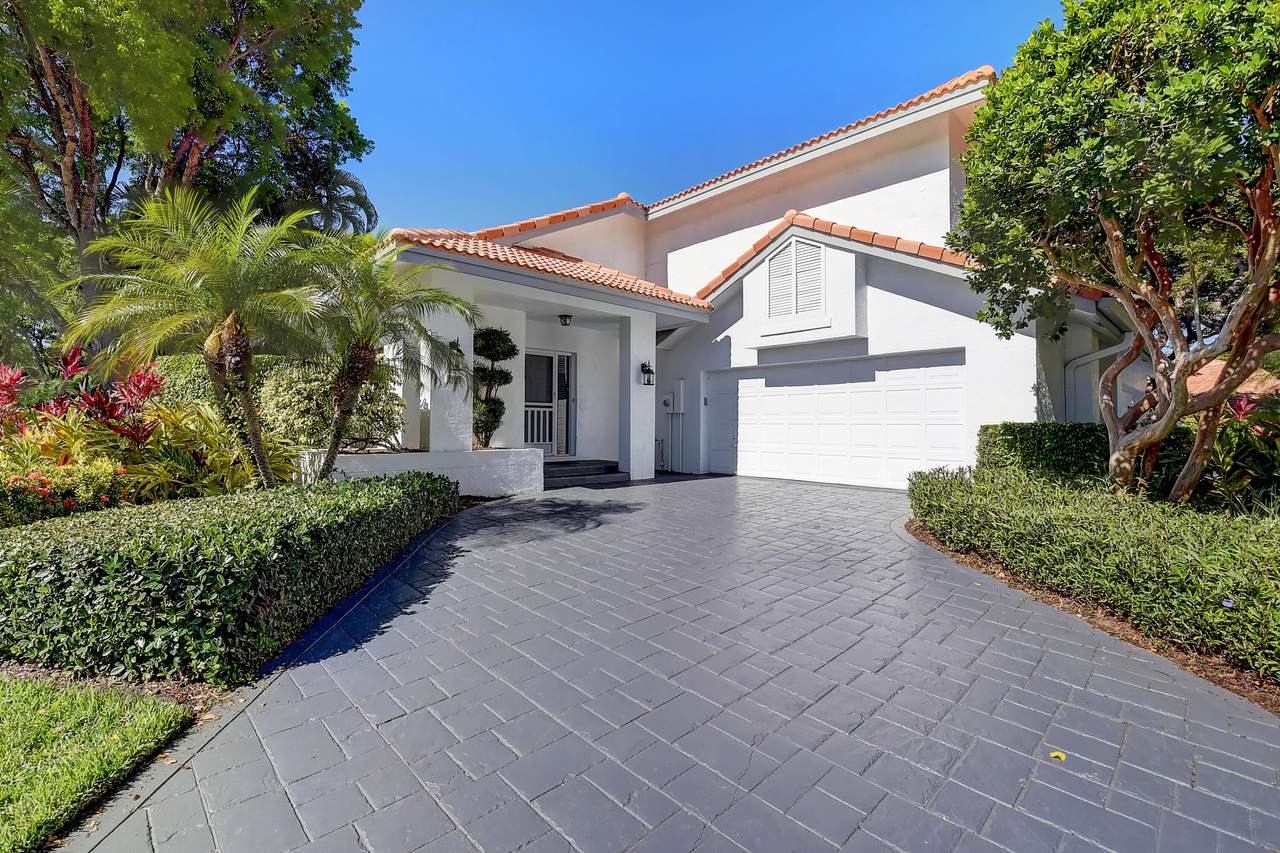 2112 53rd Street - Photo 1