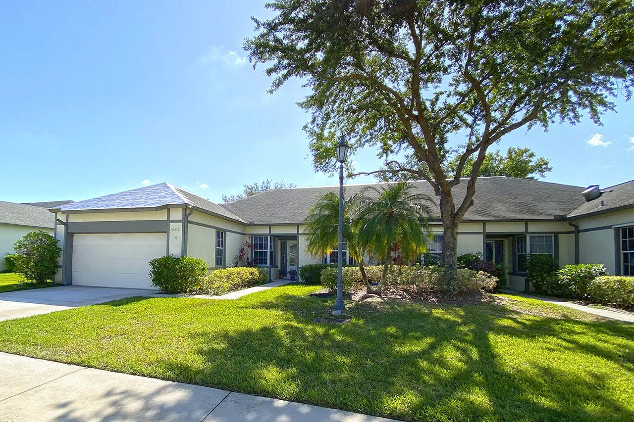 1982 Westhampton Court - Photo 1