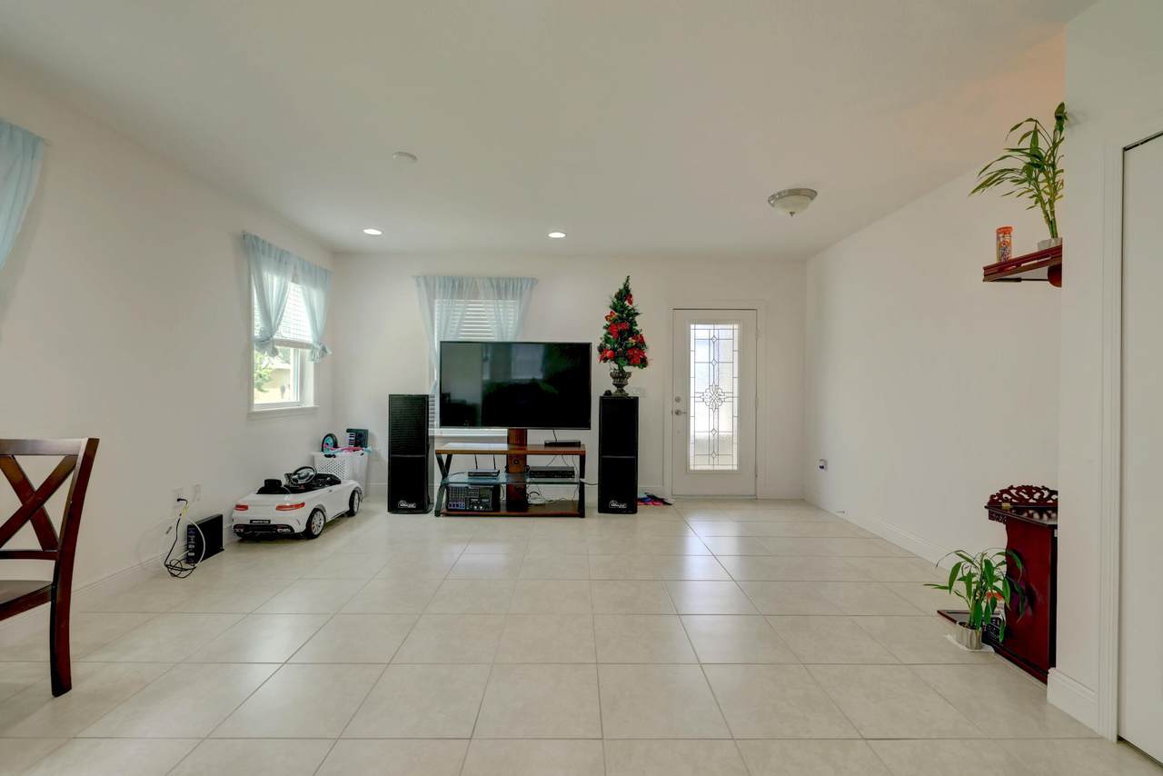5237 Wisk Fern Circle - Photo 1