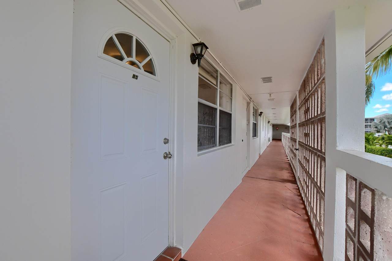 30 13th Street - Photo 1