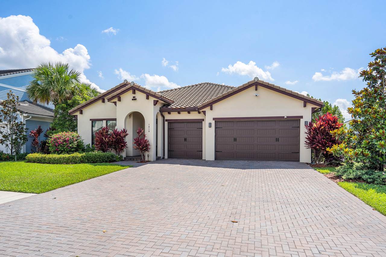 1010 Sweetgrass Street - Photo 1