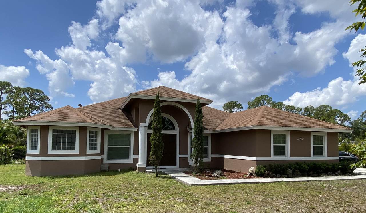 16858 Valencia Boulevard - Photo 1