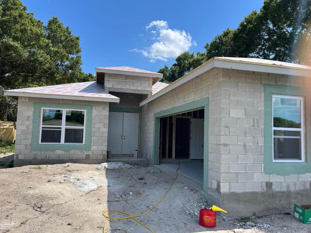 2121 Elizabeth Avenue - Photo 1