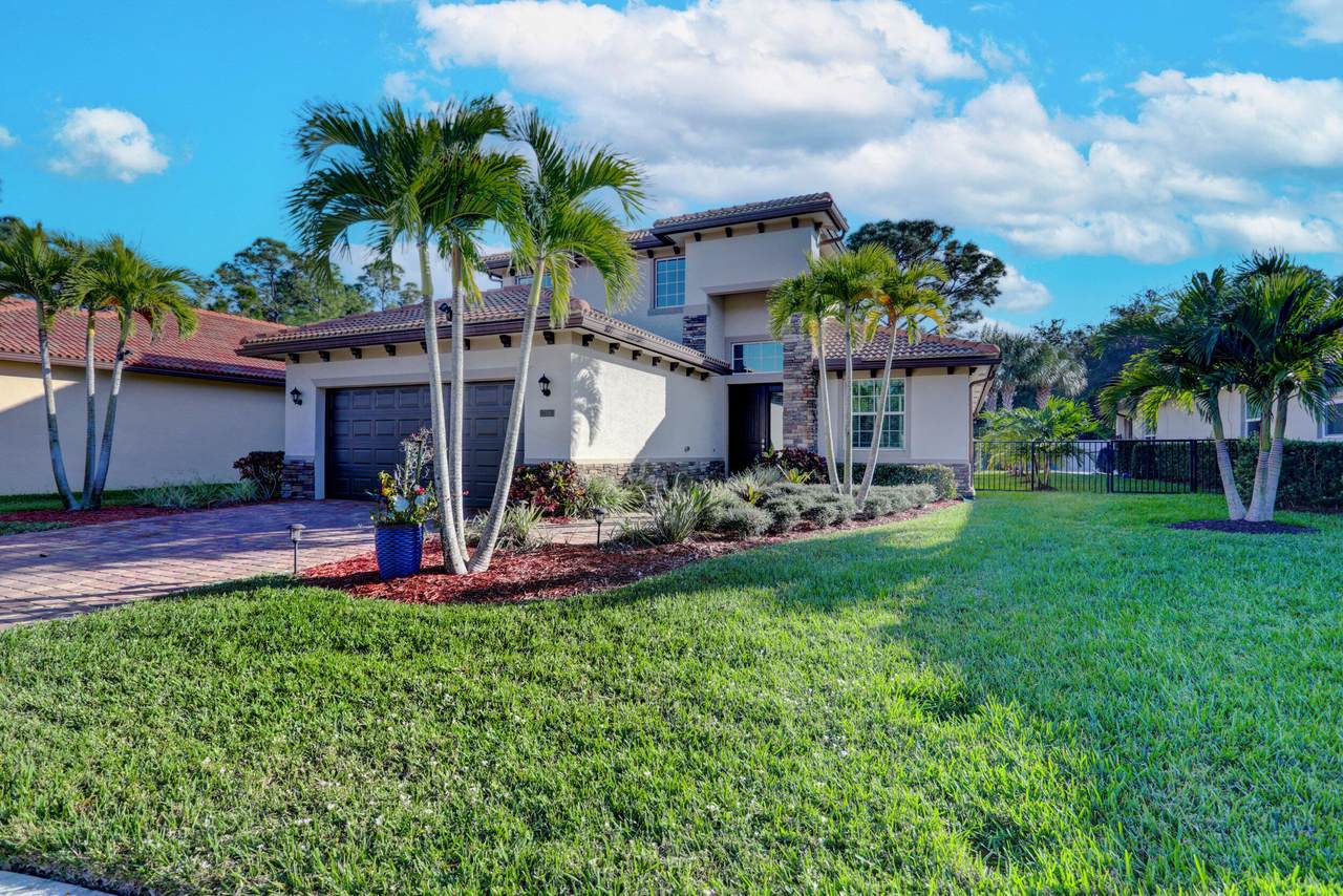 7138 Limestone Cay Road - Photo 1