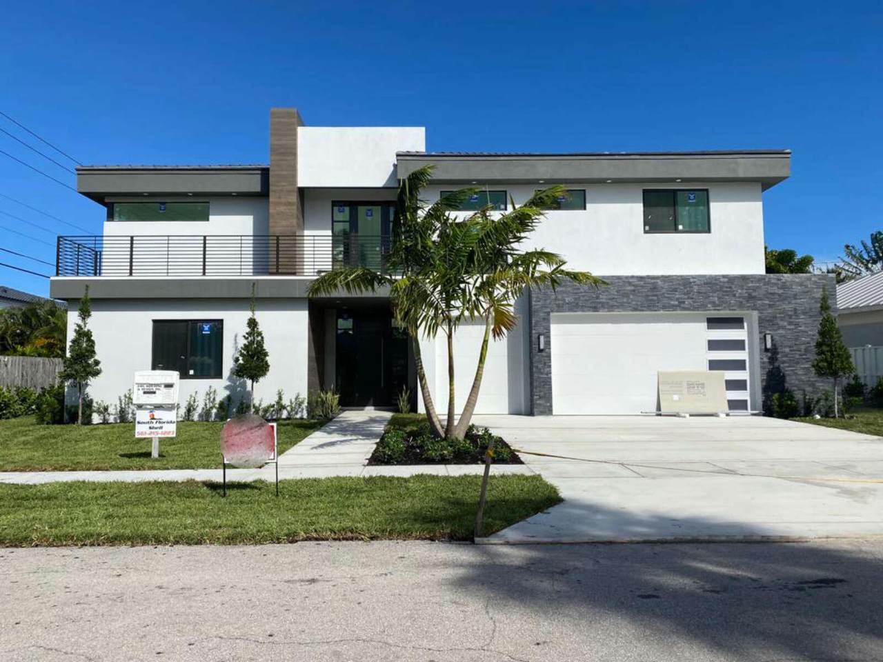 654 3rd Avenue - Photo 1