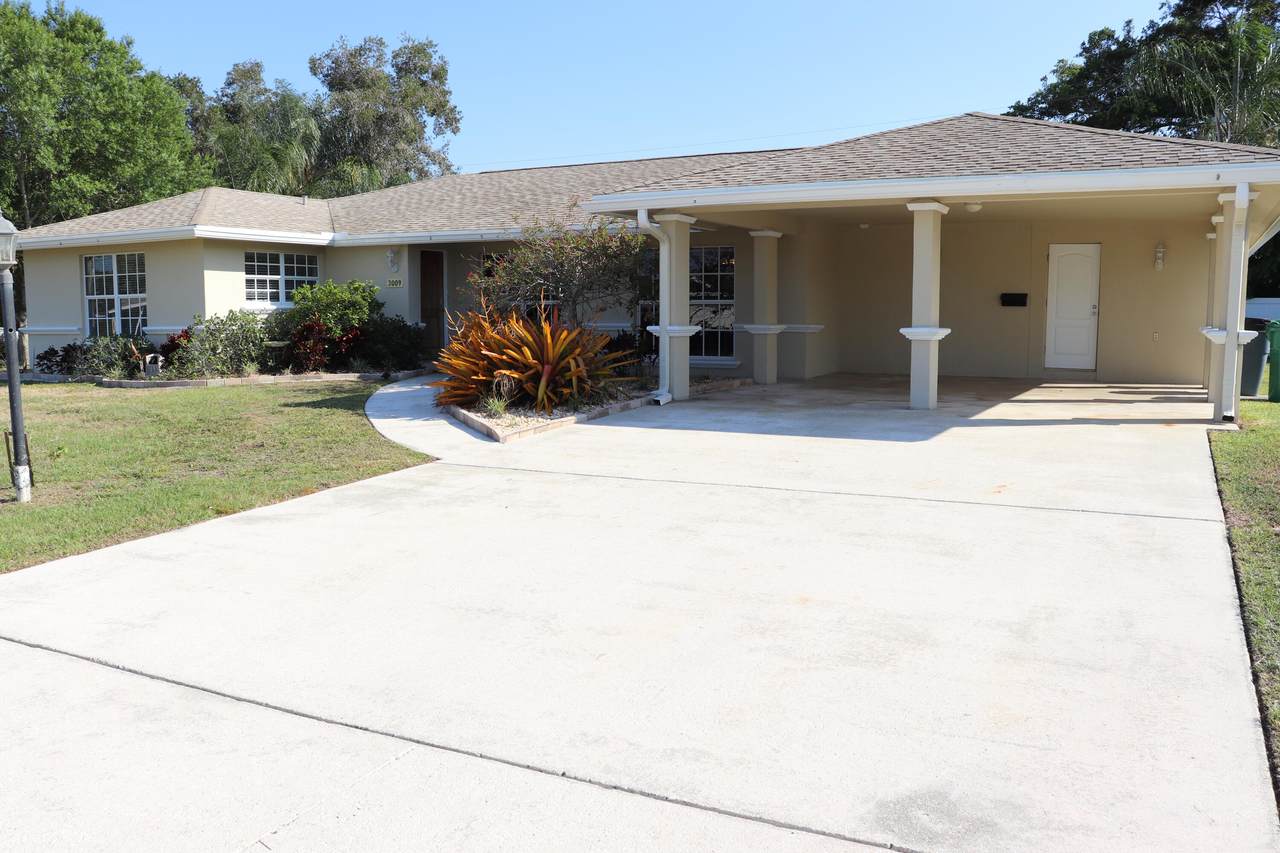 3009 Overbrook Drive - Photo 1