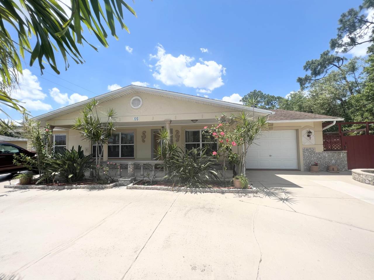 332 Prima Vista Boulevard - Photo 1