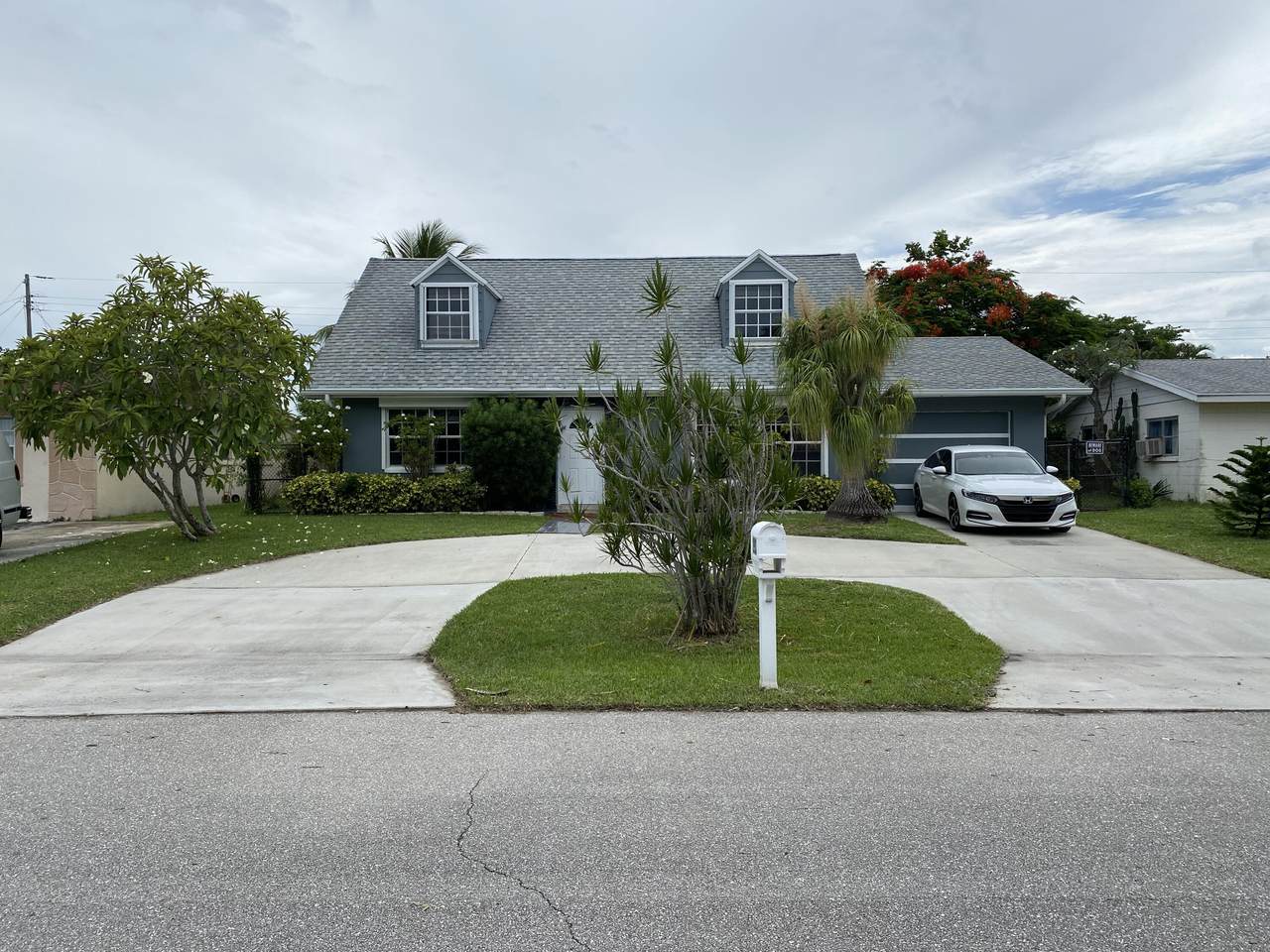 293 Balsam Street - Photo 1