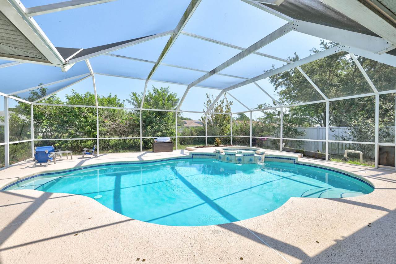 1337 Gastador Avenue - Photo 1