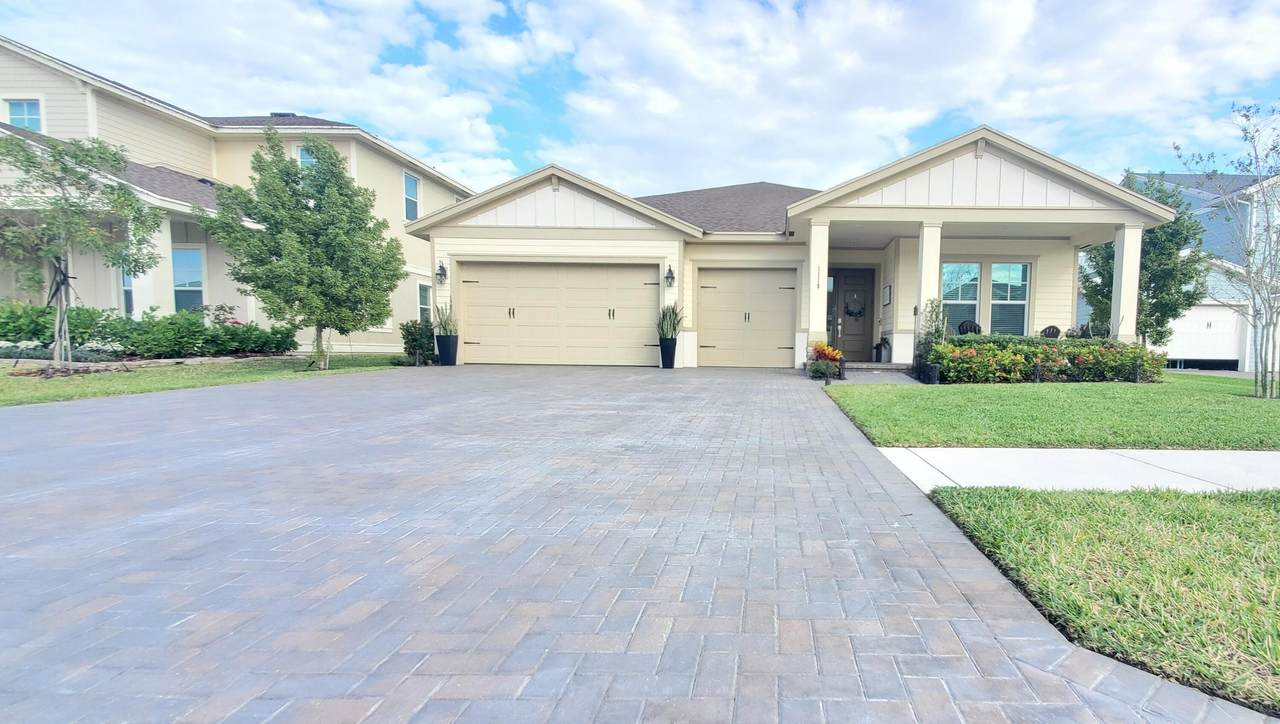 1118 Arrowhead Point Road - Photo 1