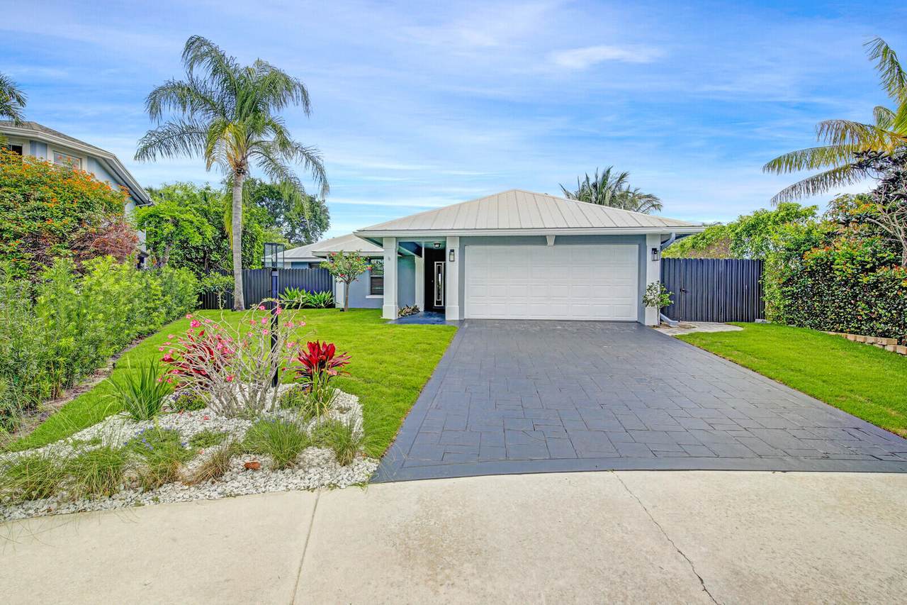 801 Summerwood Drive - Photo 1