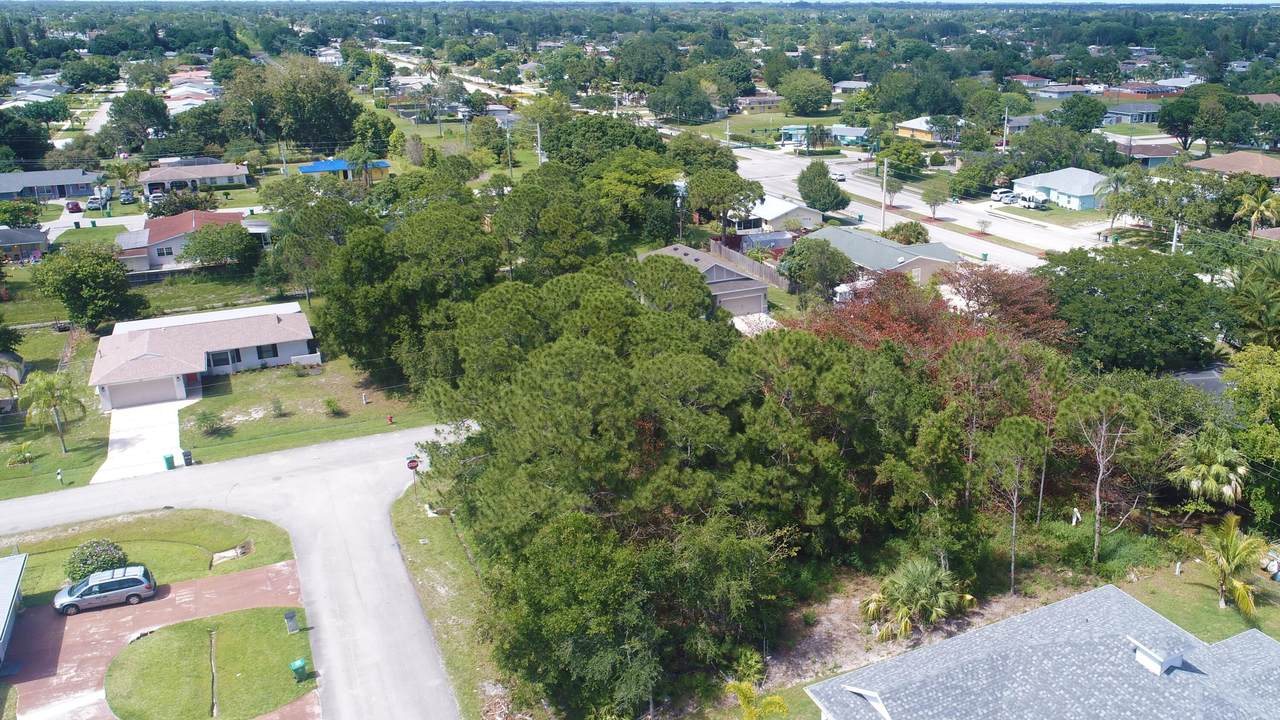 114 Duval Avenue - Photo 1