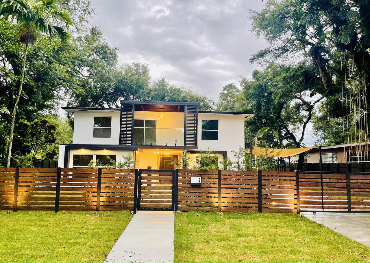 701 164th Street - Photo 1