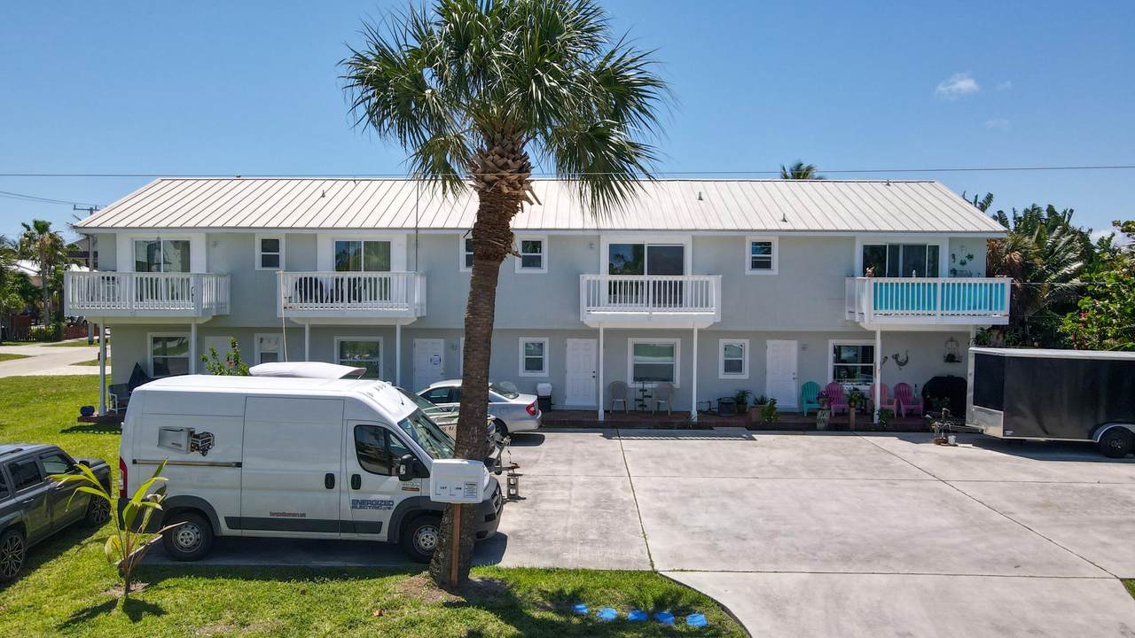 1807 St. Lucie Court - Photo 1
