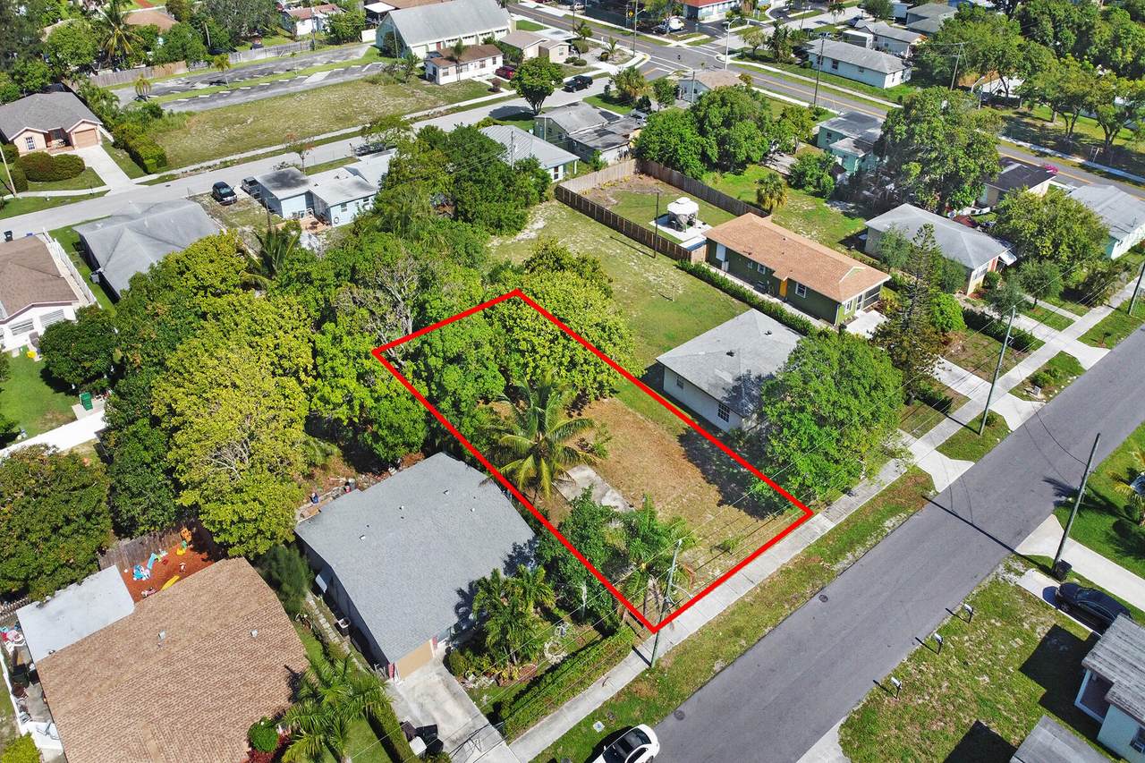 426 5th Avenue - Photo 1