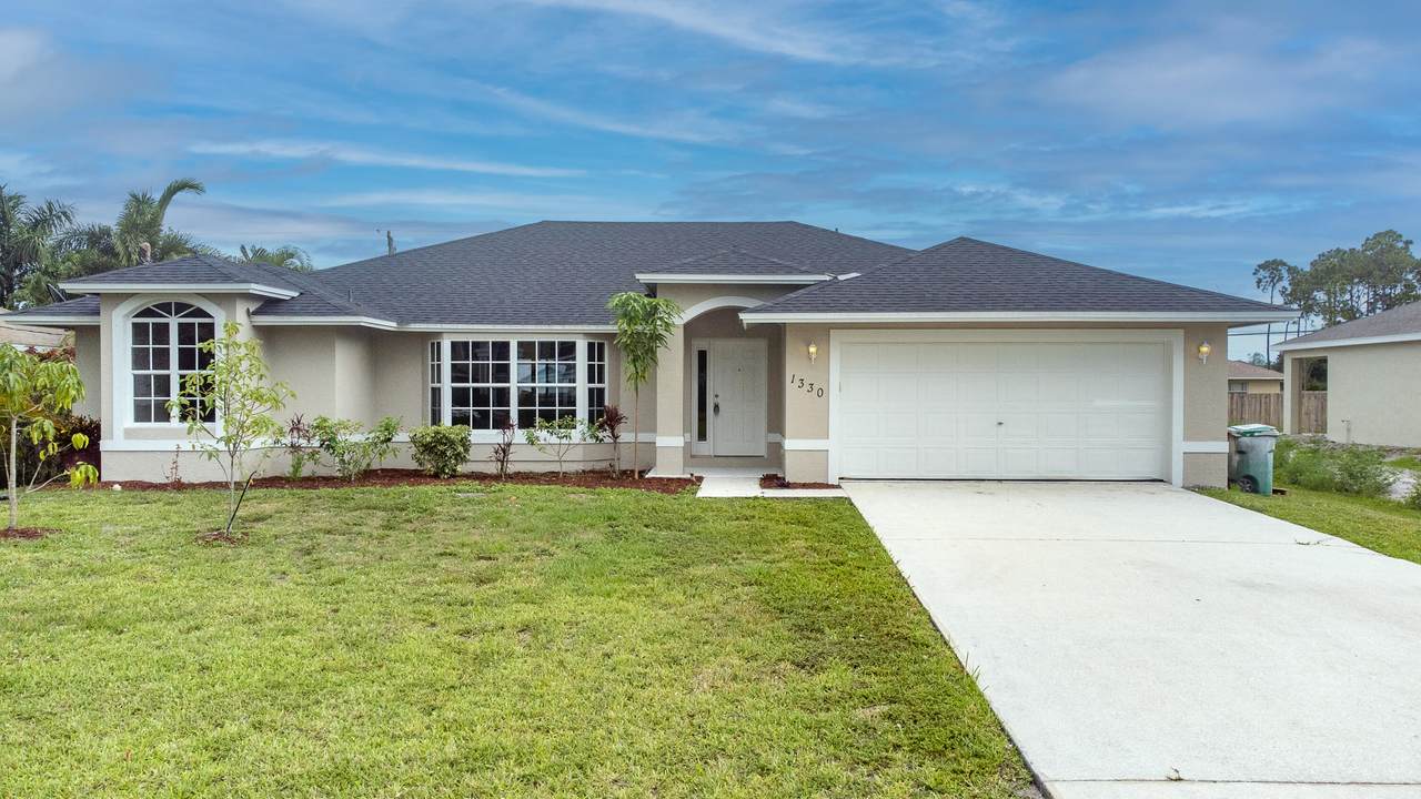 1330 Del Rio Boulevard - Photo 1