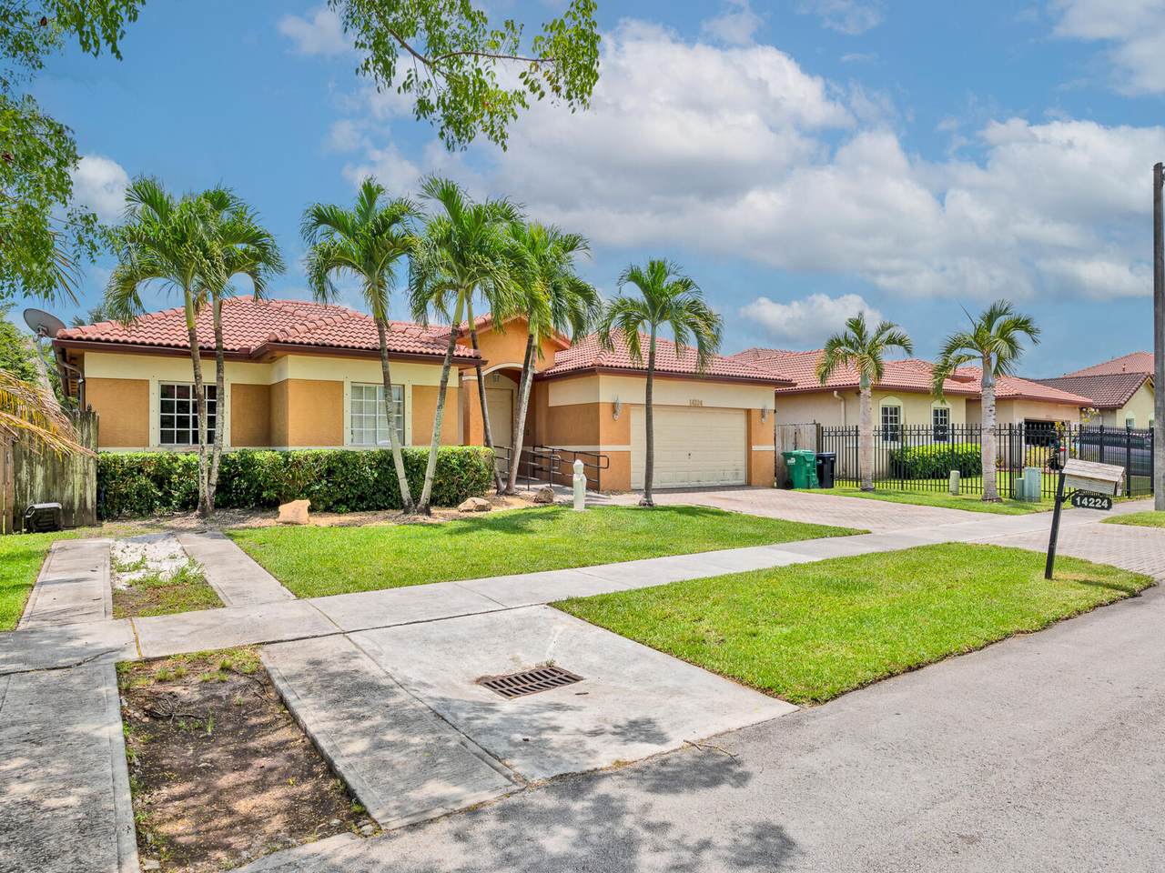 14224 289th Terrace - Photo 1