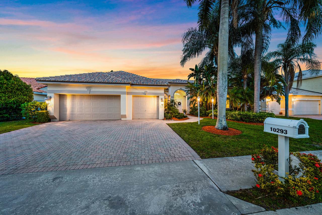 10293 Allamanda Boulevard - Photo 1