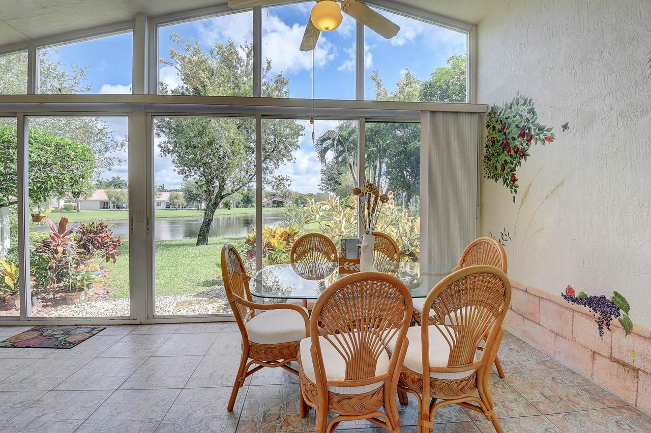 5881 Royal Club Drive - Photo 1