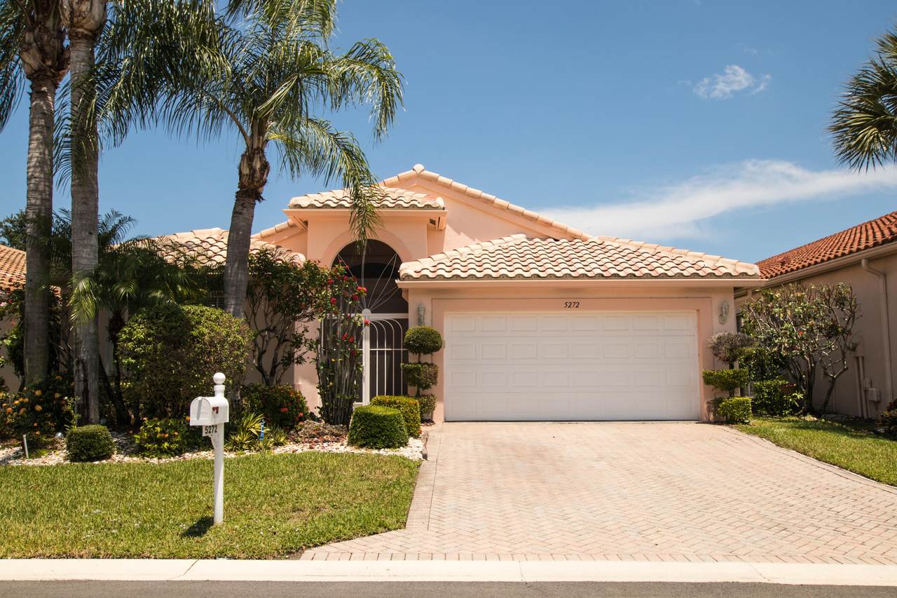 5272 Glenville Drive - Photo 1